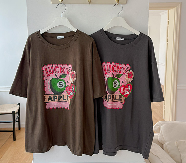 オールドスクールラッキーアップル悟り半そでTシャツ