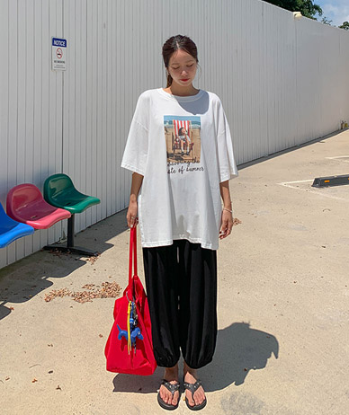 夏のアイスクリームの汚れ半そでTシャツ