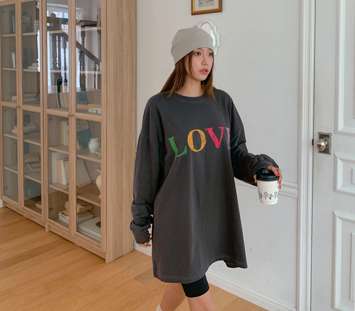 [男女共用]ラブレタリングナ塩ピグメント長袖ロングTシャツ