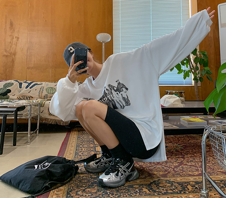 アウトサイダー捺染トゥーム長袖ロングTシャツ